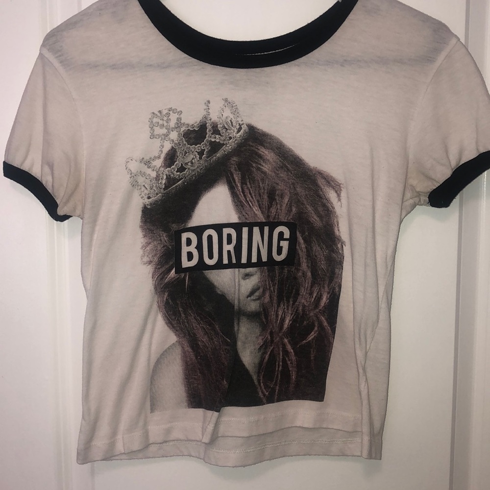 Short sleeve crop top